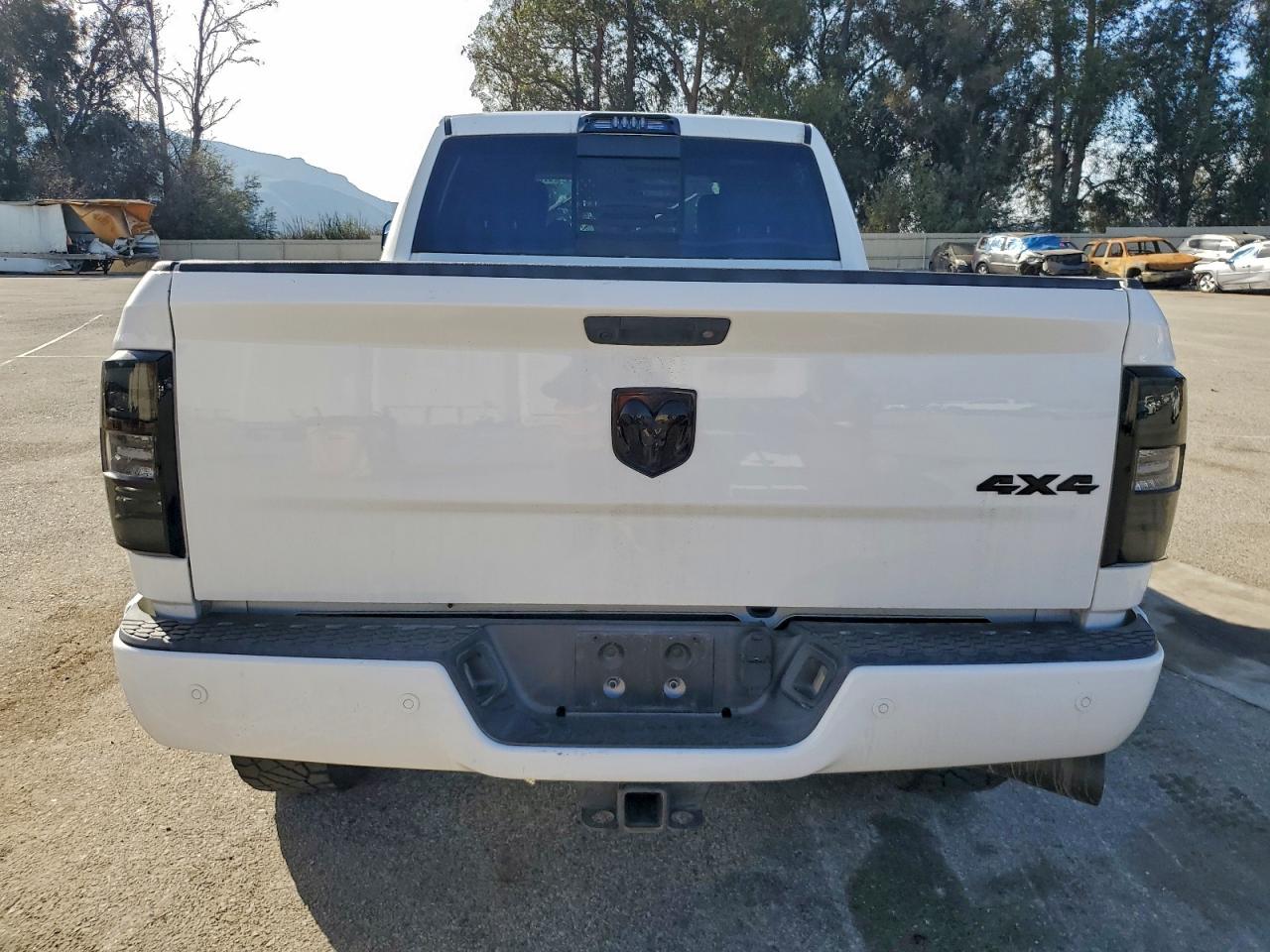 2018 RAM 2500 LARAMIE photo 6