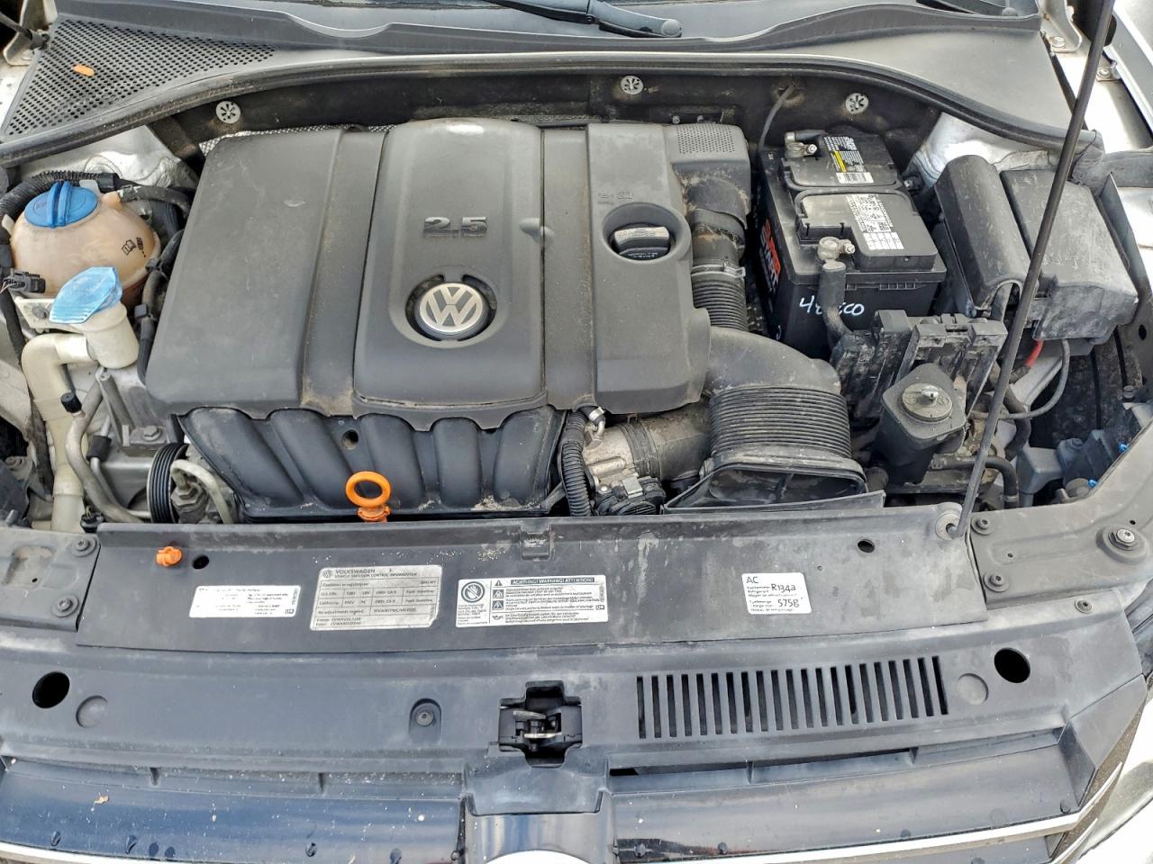 2012 VOLKSWAGEN PASSAT SE photo 11