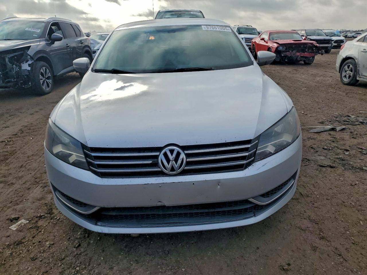 2012 VOLKSWAGEN PASSAT SE photo 5