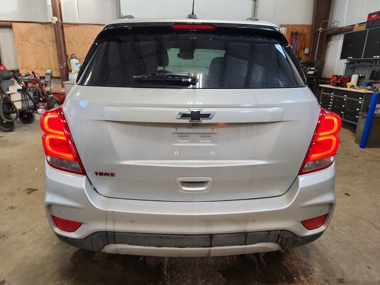 2018 CHEVROLET TRAX 1LT photo 11