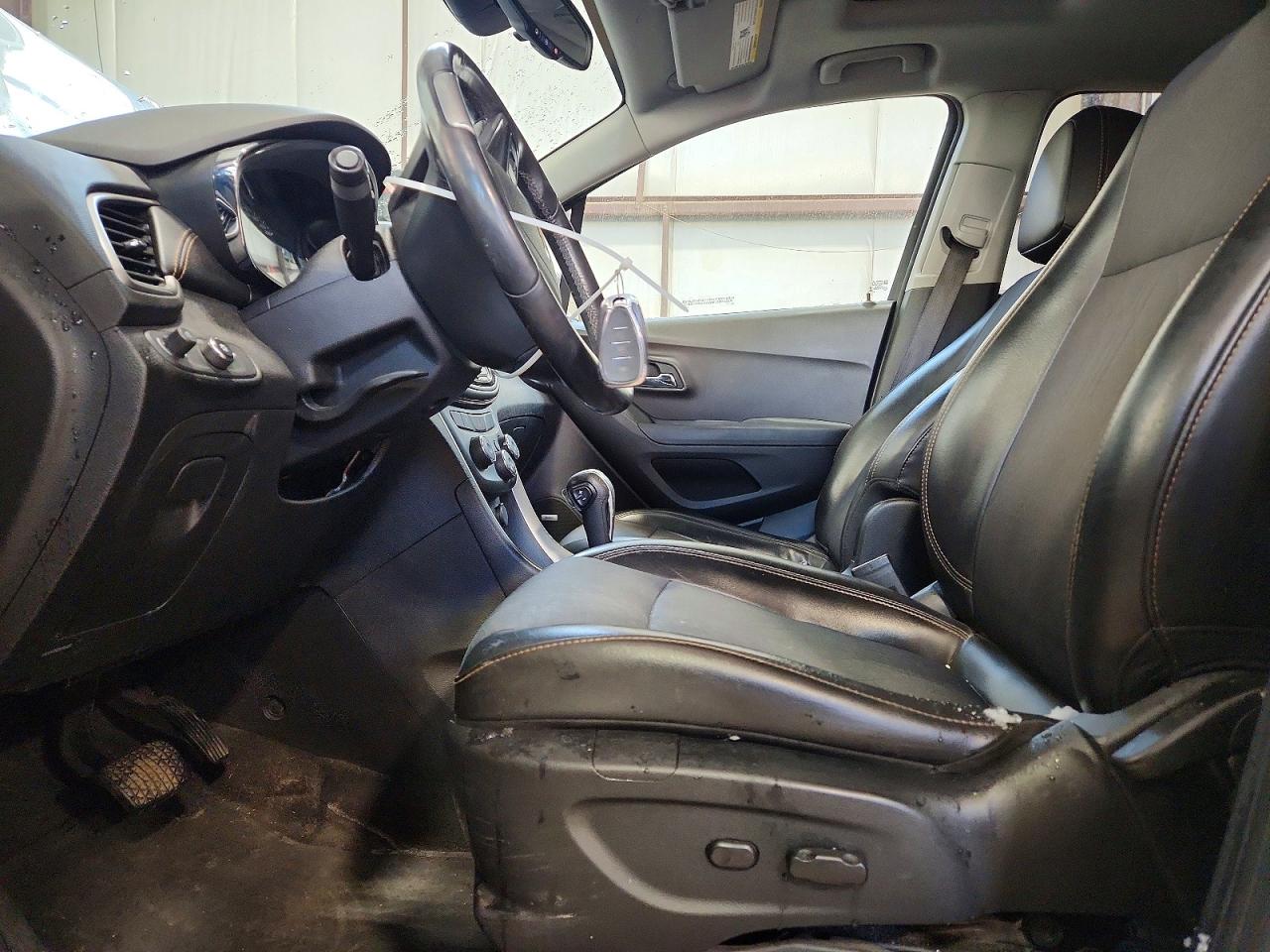 2018 CHEVROLET TRAX 1LT photo 13