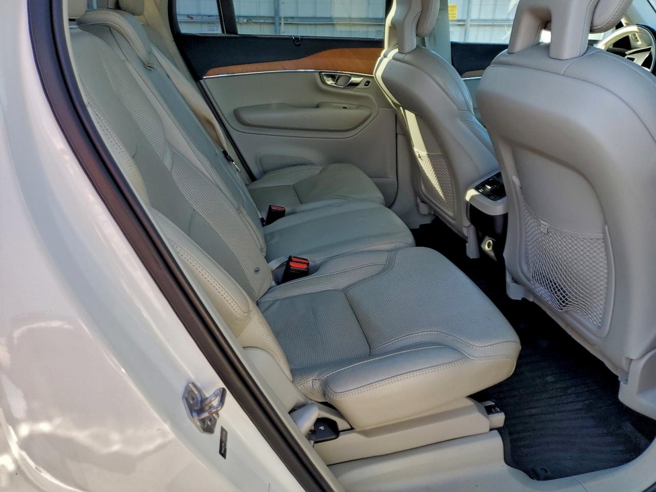 2018 VOLVO XC90 T6 photo 11