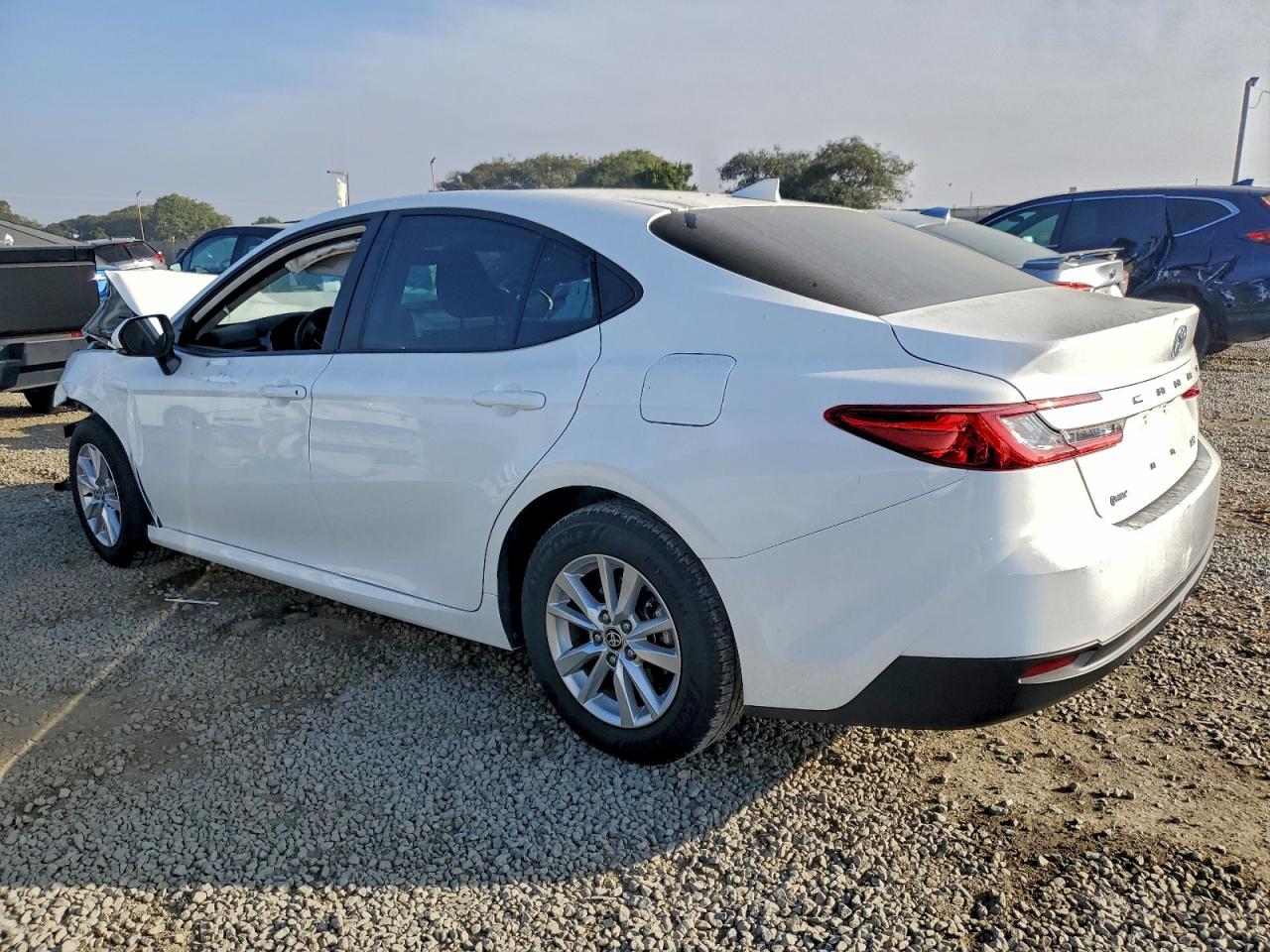 2025 TOYOTA CAMRY XSE photo 3