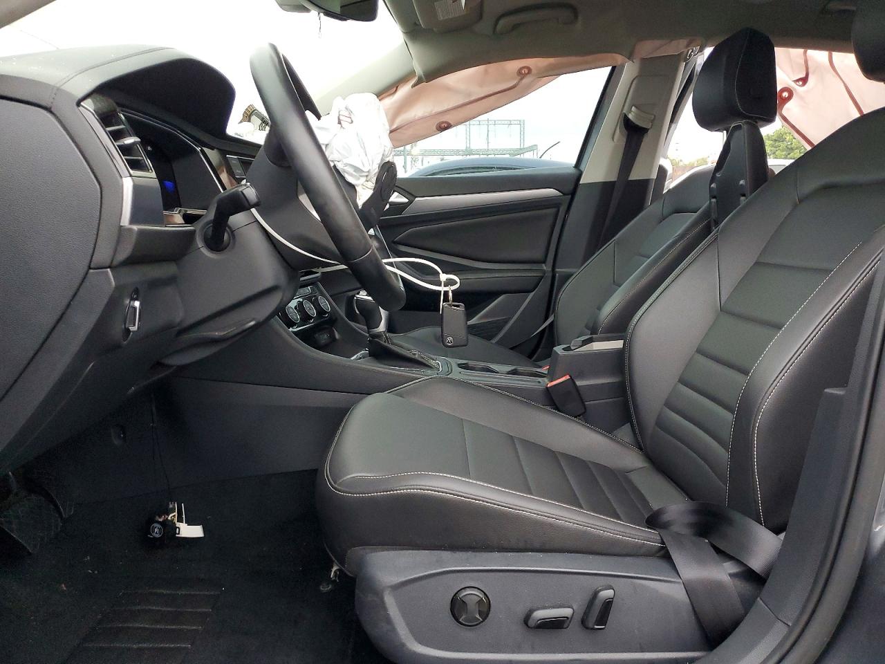 2023 VOLKSWAGEN JETTA SE photo 7