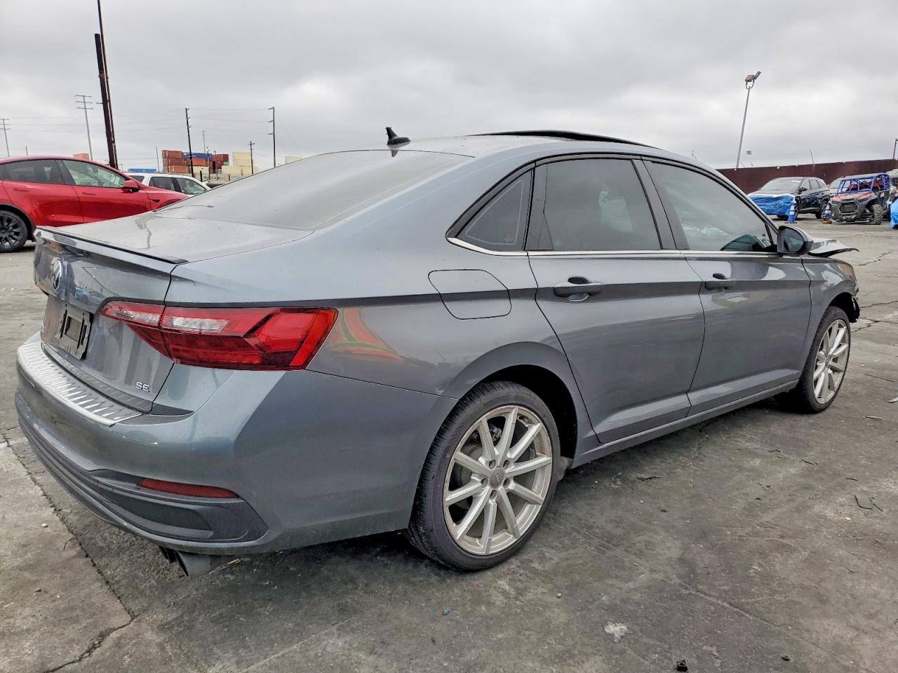2023 VOLKSWAGEN JETTA SE photo 3