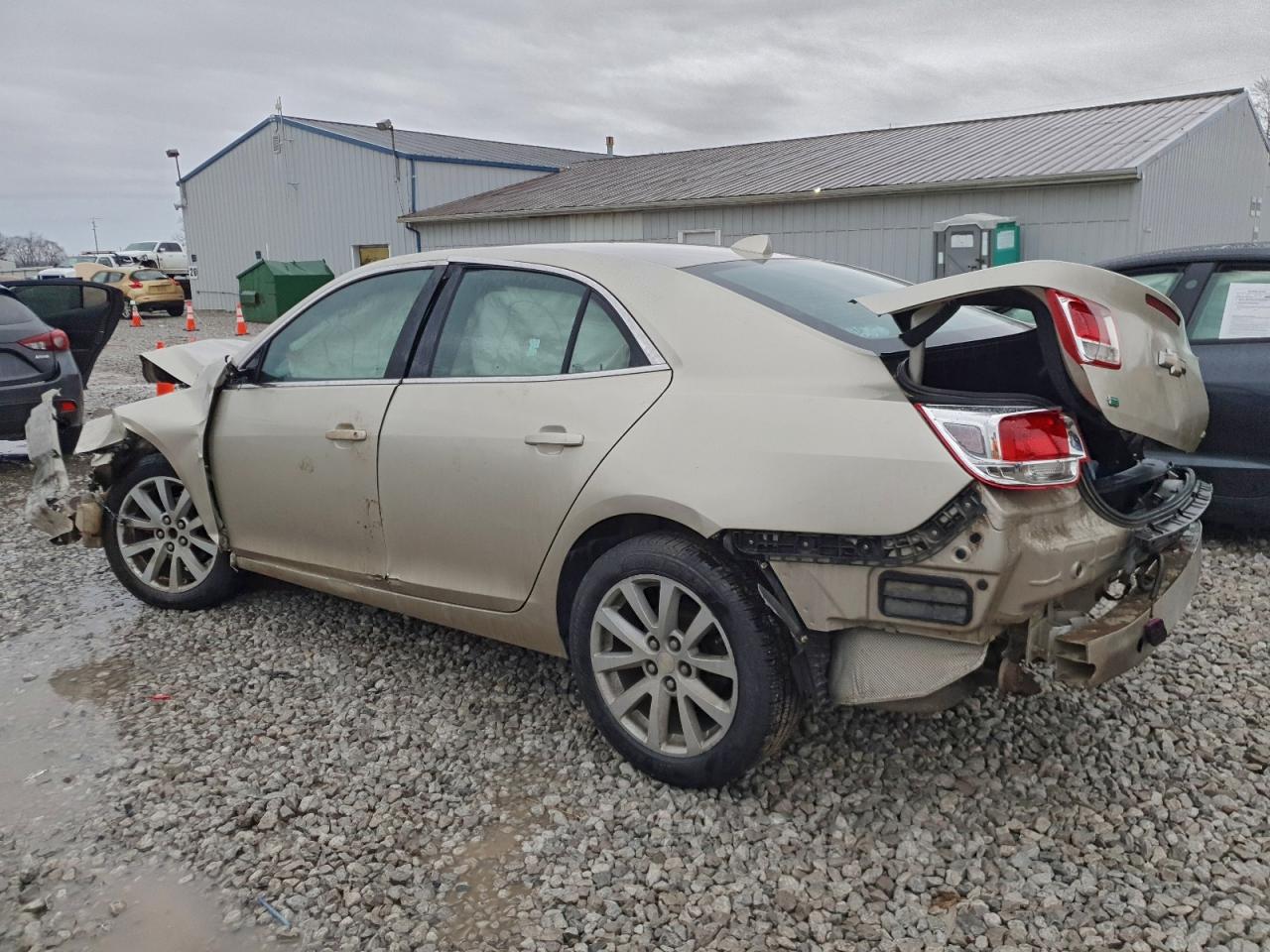2014 CHEVROLET MALIBU 2LT photo 2