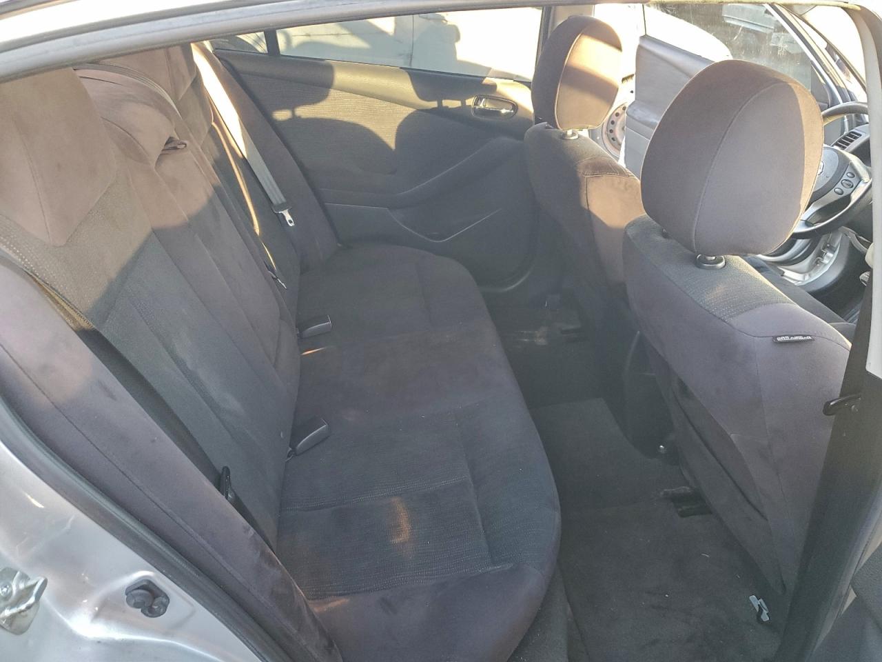 2011 NISSAN ALTIMA BASE photo 10