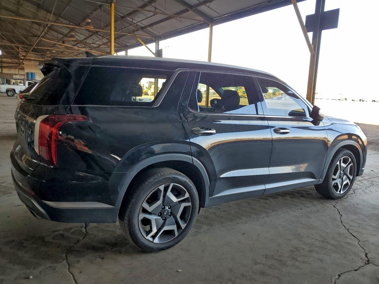 2024 HYUNDAI PALISADE SEL PREMIUM photo 3