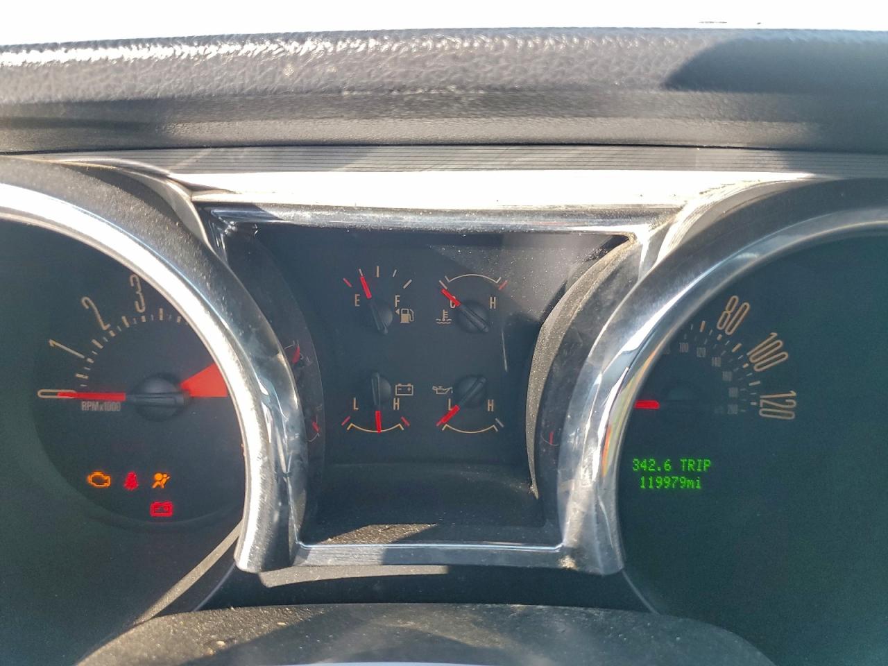 2006 FORD MUSTANG photo 9