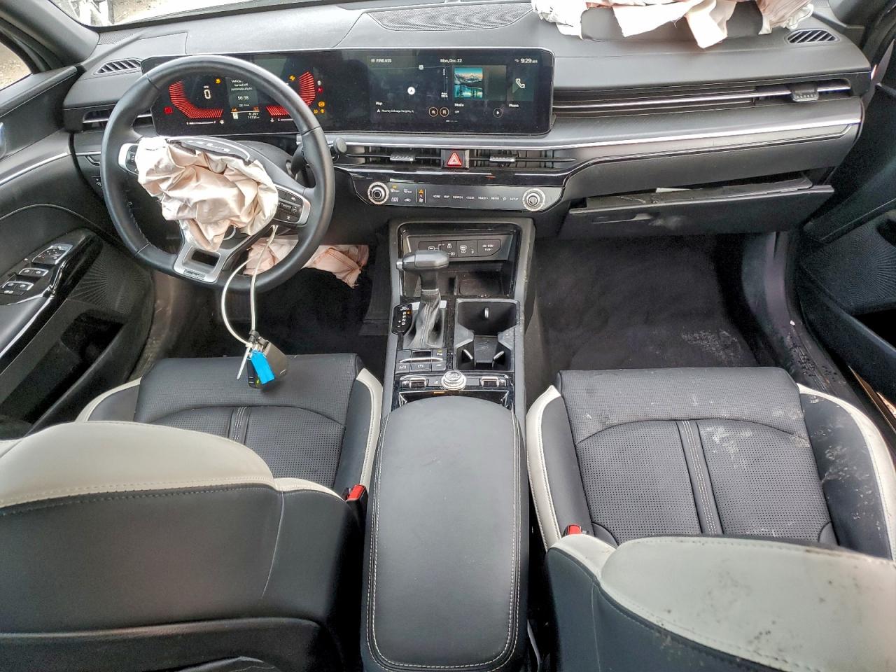 2025 KIA K5 GT LINE photo 8