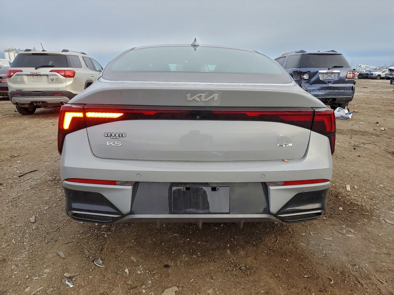 2025 KIA K5 GT LINE photo 6