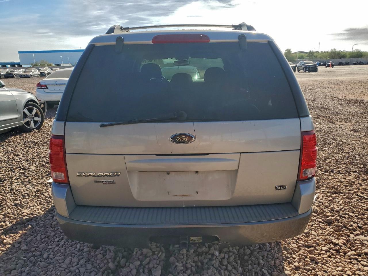 2005 FORD EXPLORER XLT photo 6