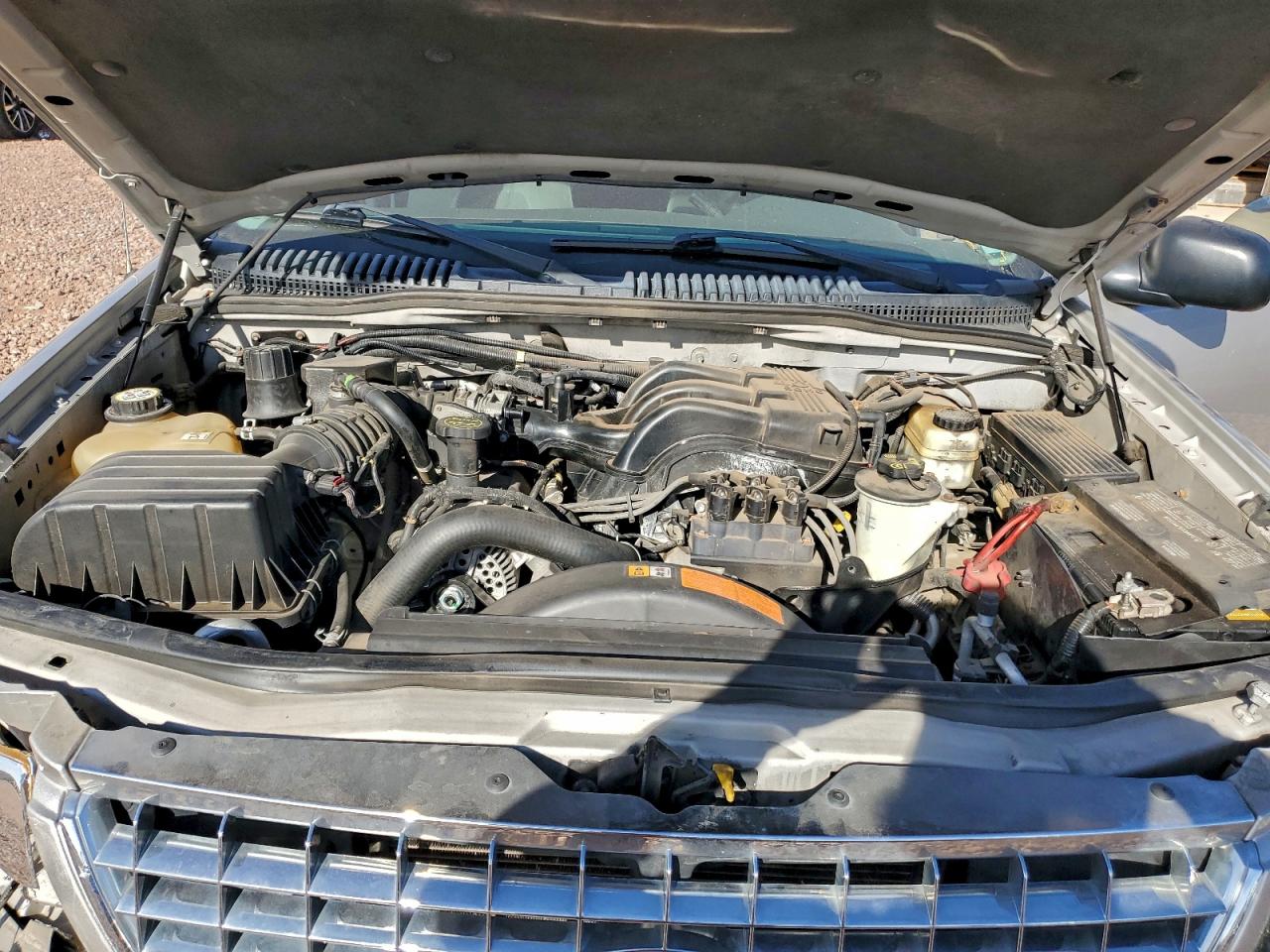 2005 FORD EXPLORER XLT photo 11