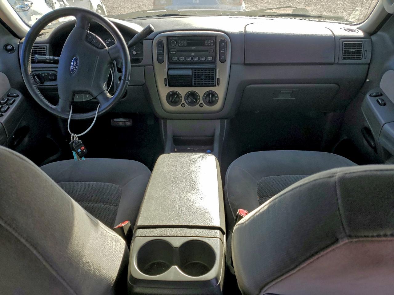 2005 FORD EXPLORER XLT photo 8