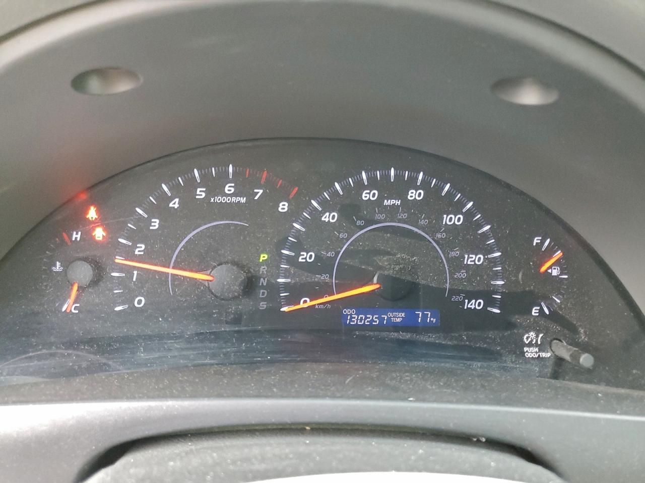 2011 TOYOTA CAMRY BASE photo 9