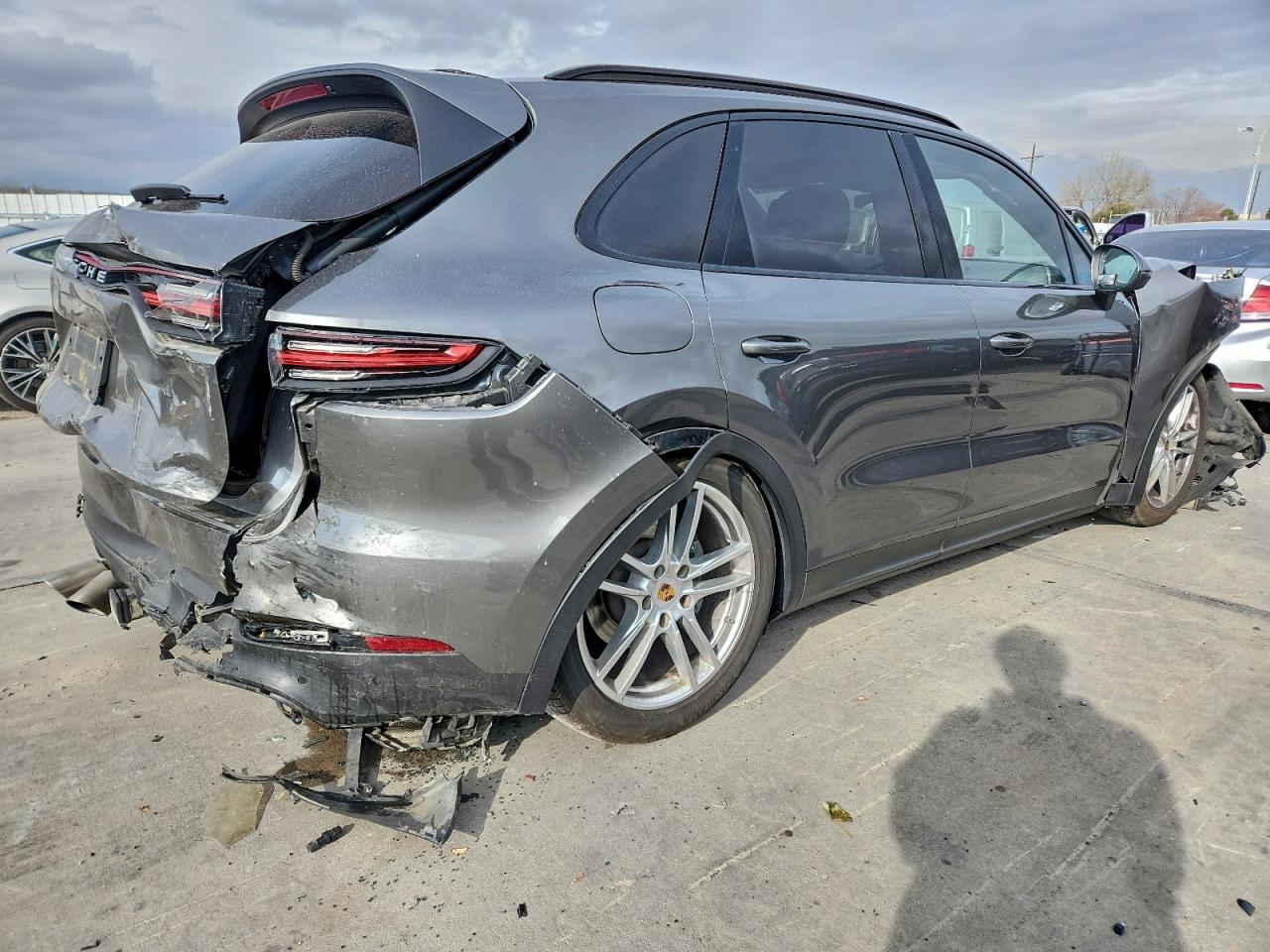 2019 PORSCHE CAYENNE S photo 5