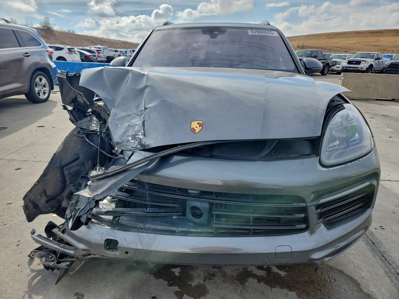 2019 PORSCHE CAYENNE S photo 9