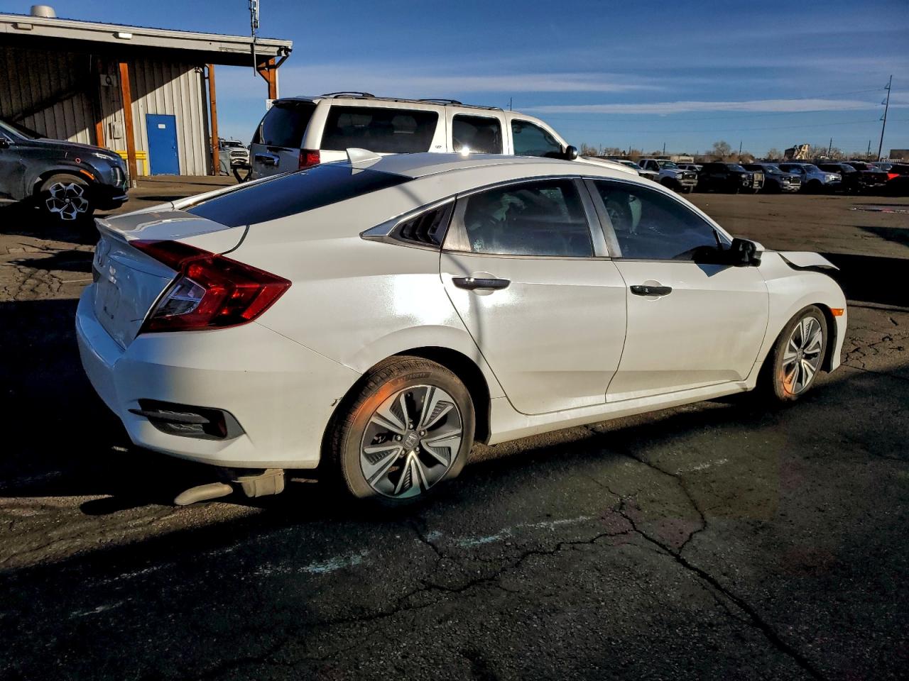 2017 HONDA CIVIC EXL photo 3