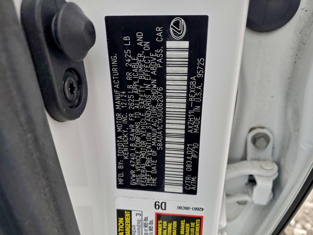 2025 LEXUS ES 300H BASE photo 12