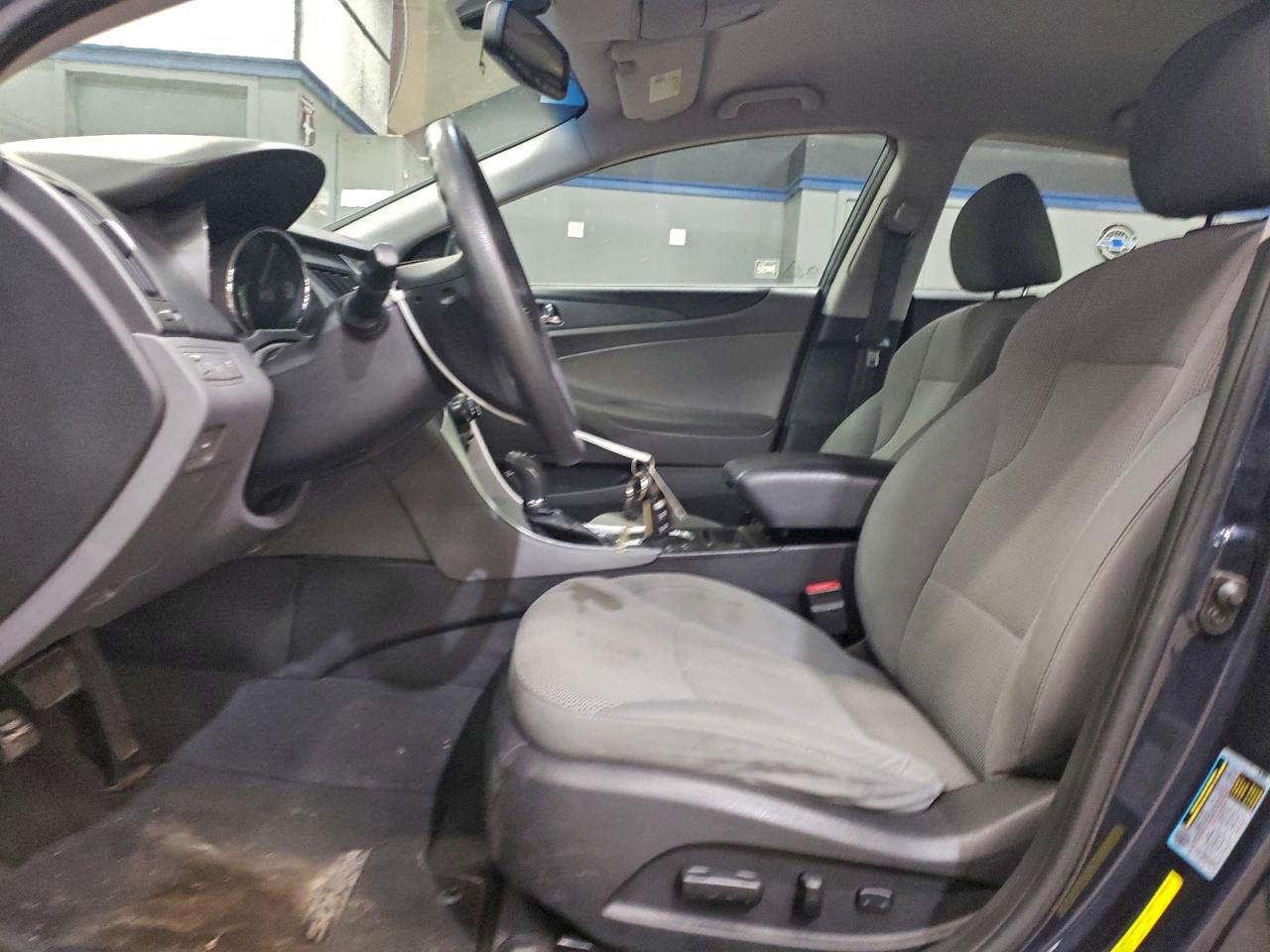 2014 HYUNDAI SONATA GLS photo 7