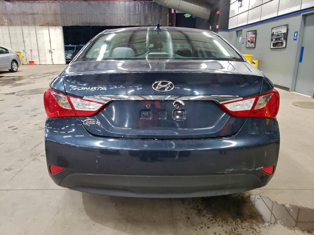 2014 HYUNDAI SONATA GLS photo 6