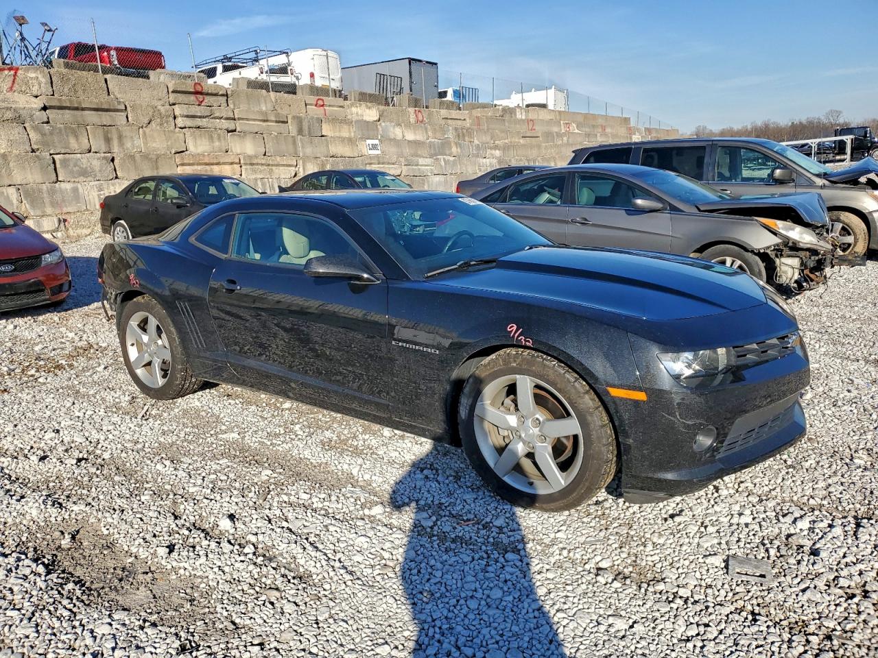 2015 CHEVROLET CAMARO LT photo 4