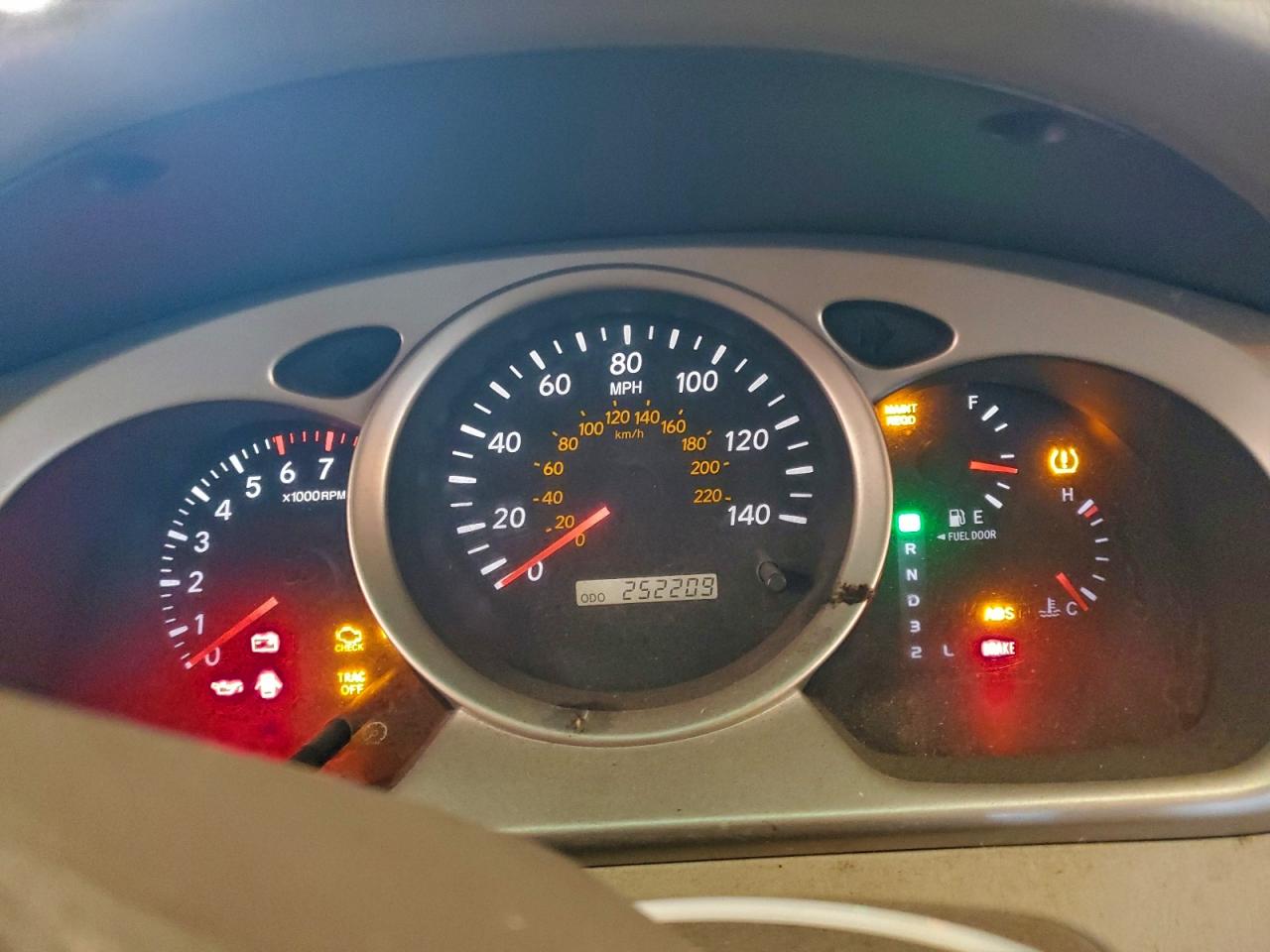 2007 TOYOTA HIGHLANDER BASE photo 17