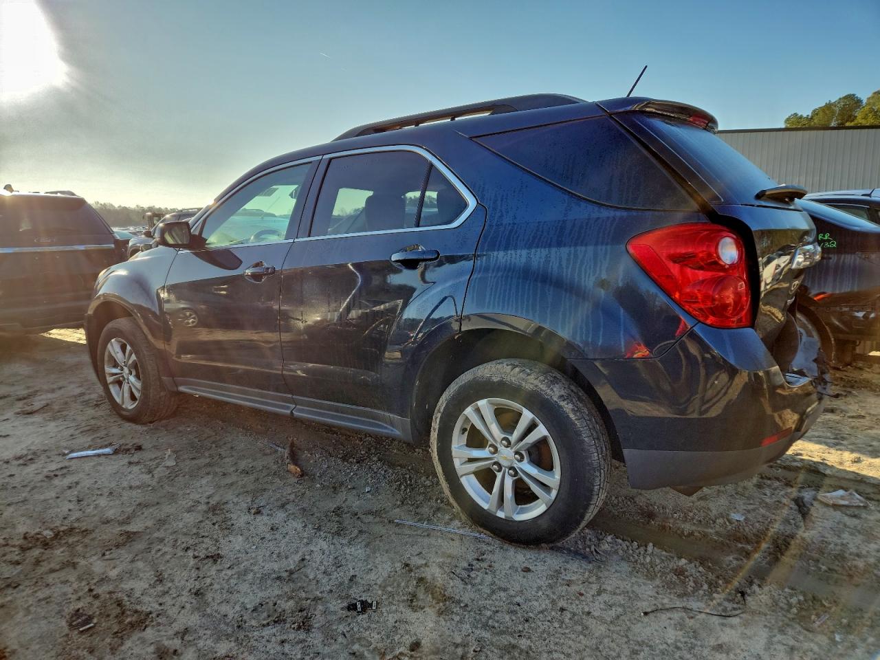 2015 CHEVROLET EQUINOX LT photo 2