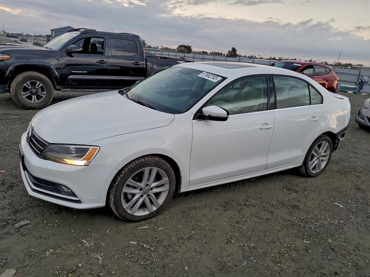 2015 VOLKSWAGEN JETTA