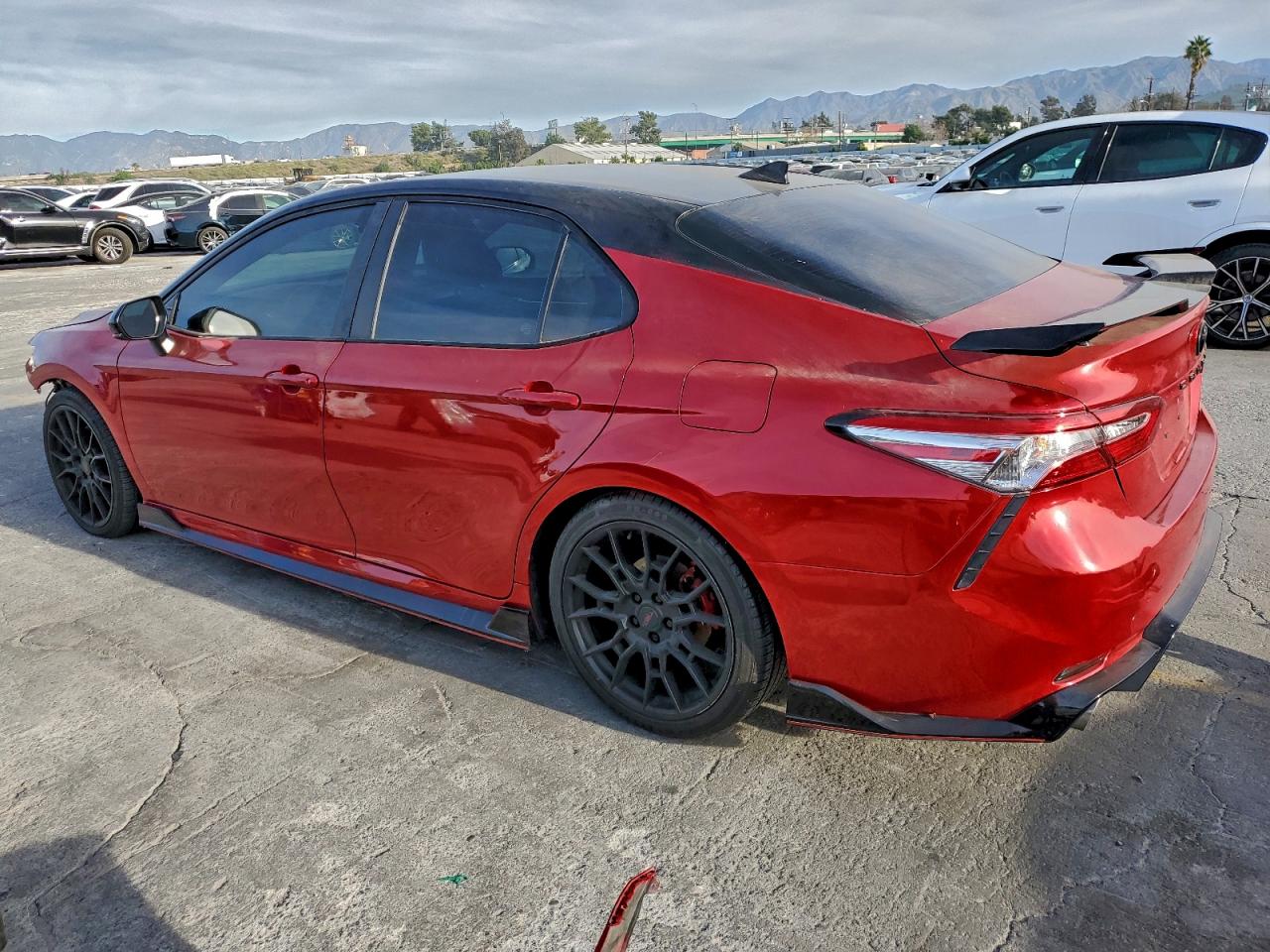 2020 TOYOTA CAMRY TRD photo 2