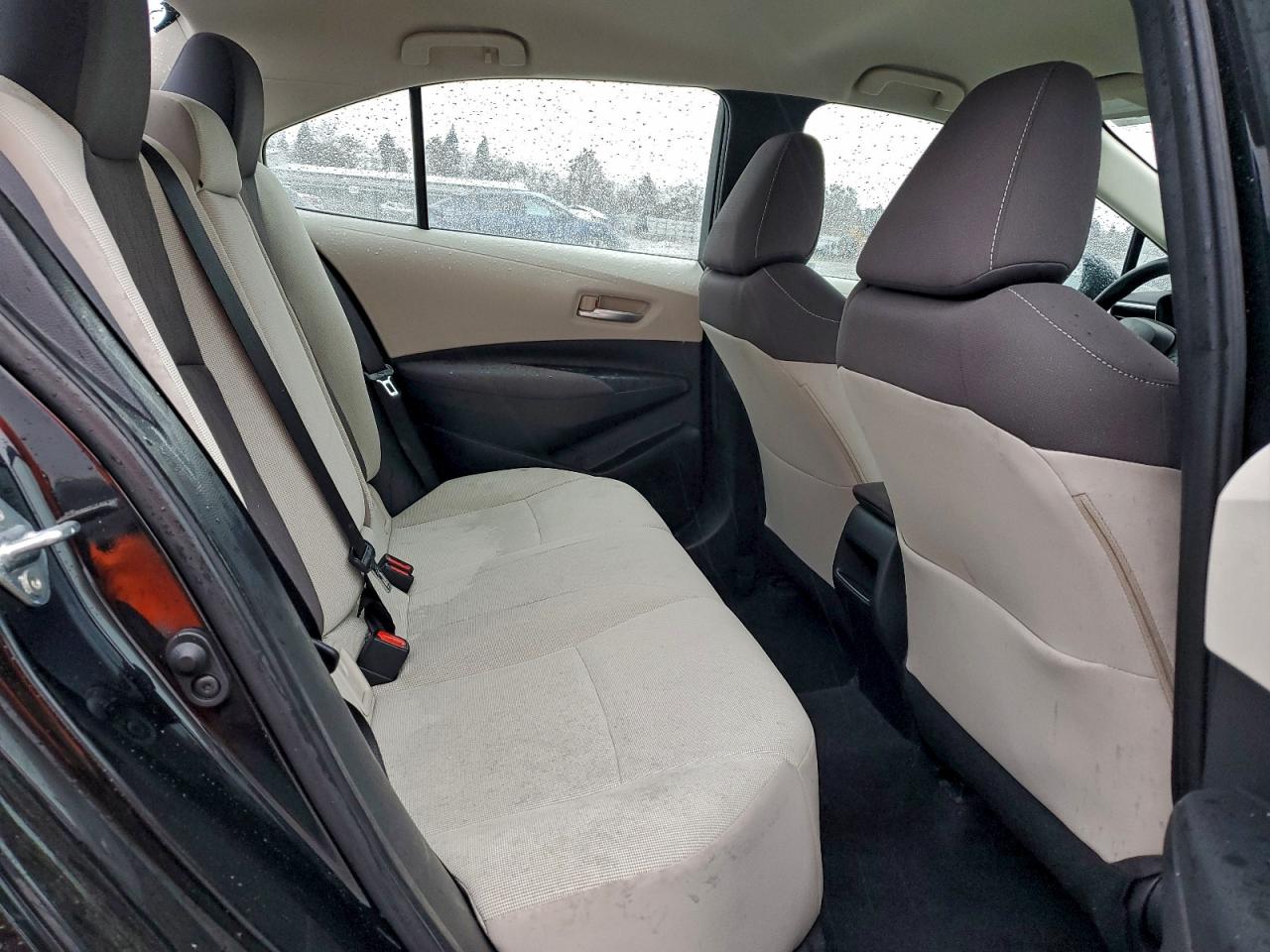 2020 TOYOTA COROLLA LE photo 10