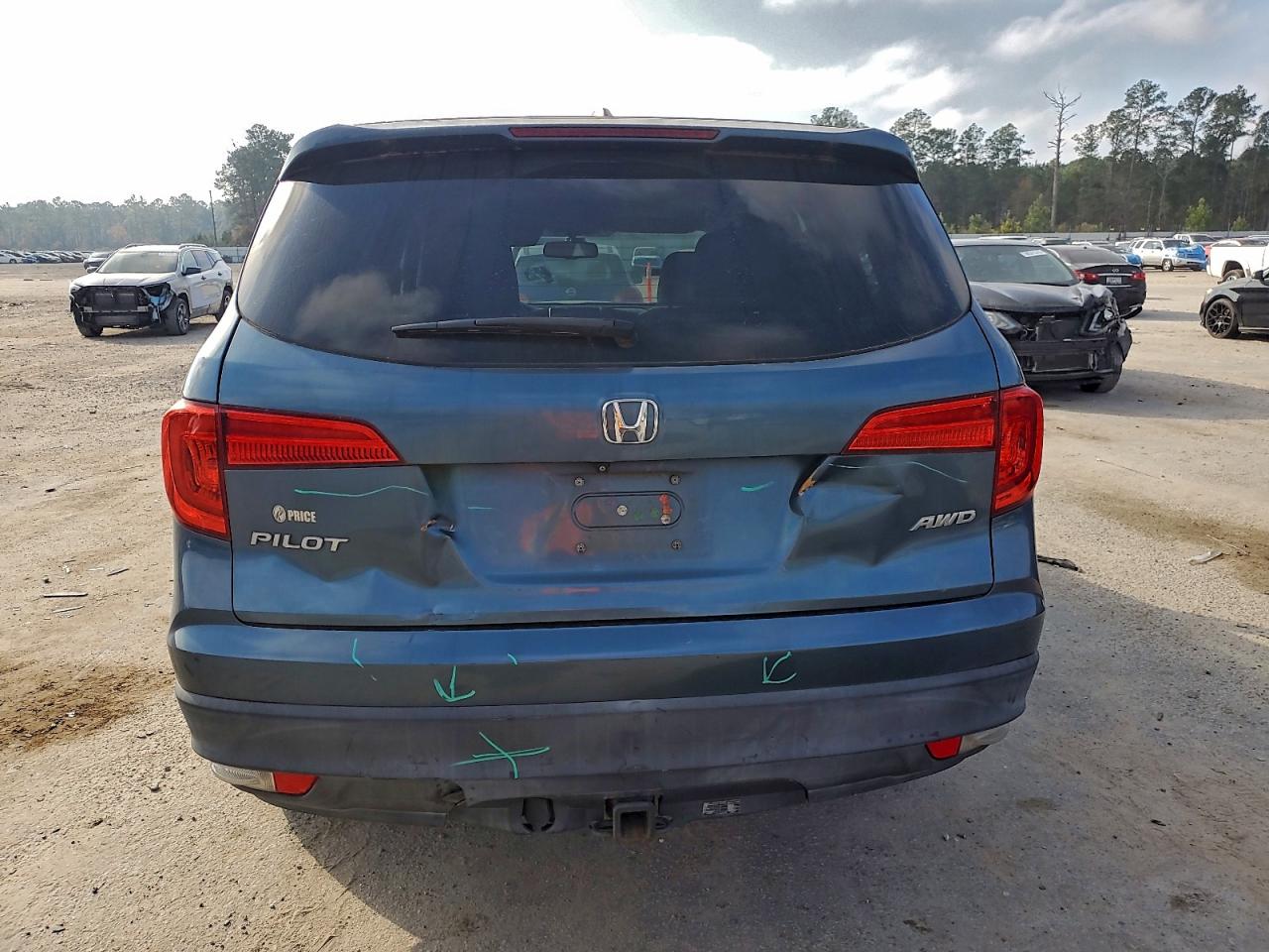 2016 HONDA PILOT EXL photo 6