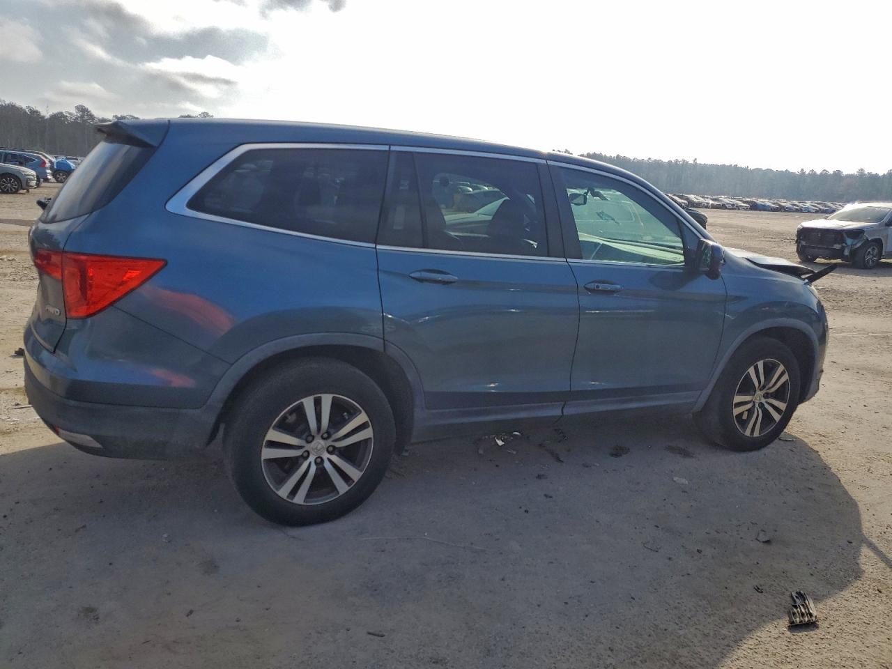 2016 HONDA PILOT EXL photo 3