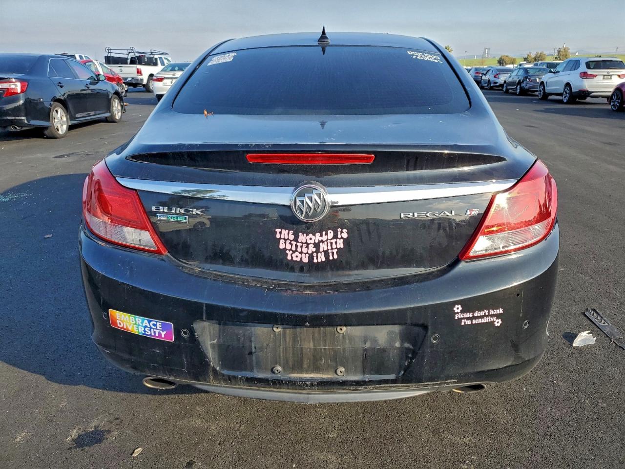 2011 BUICK REGAL CXL photo 6