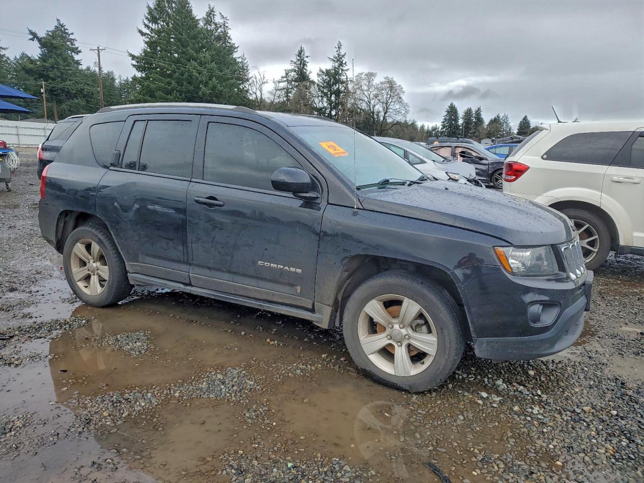 2016 JEEP COMPASS LATITUDE photo 4