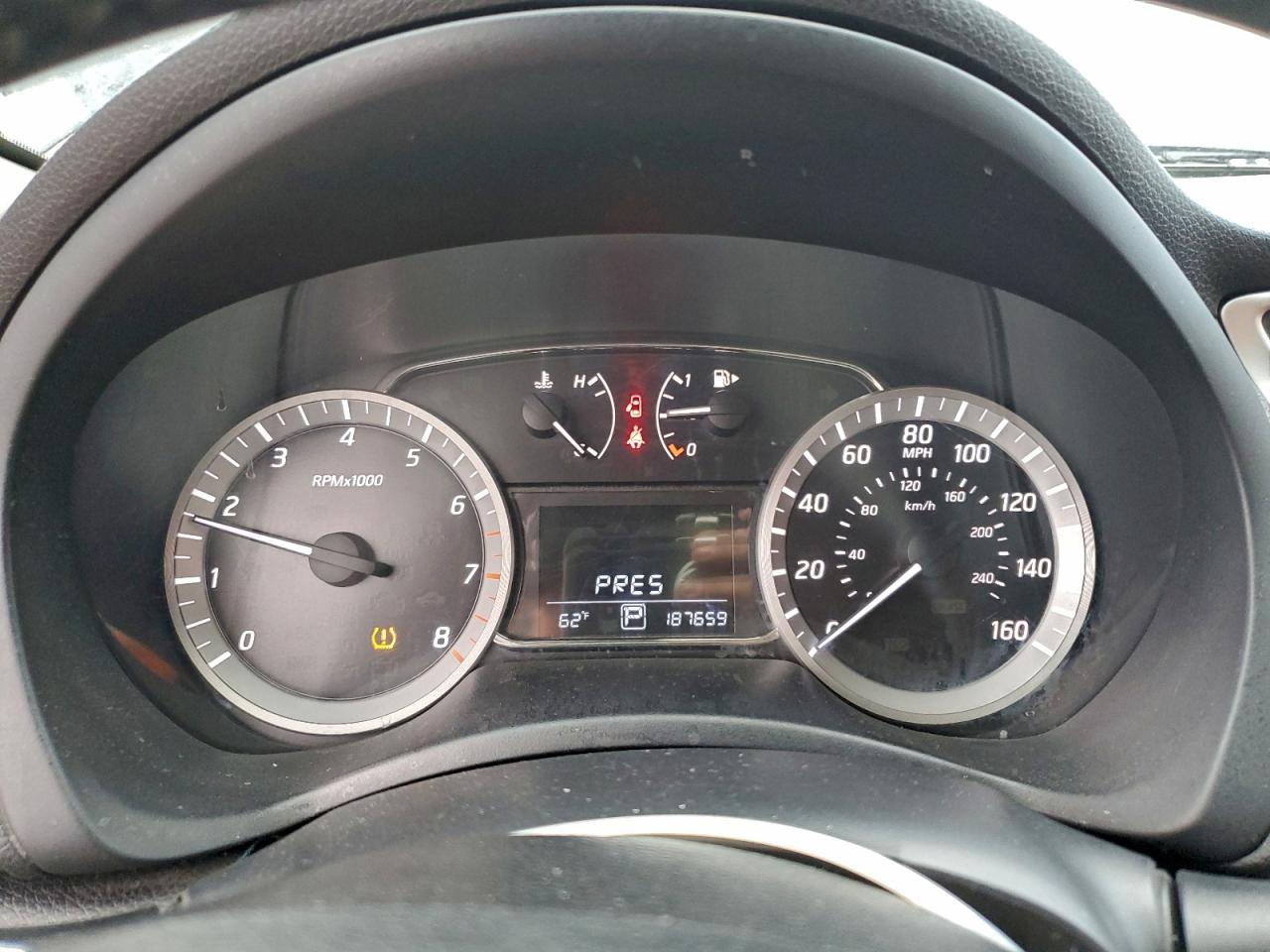 2014 NISSAN SENTRA S photo 9