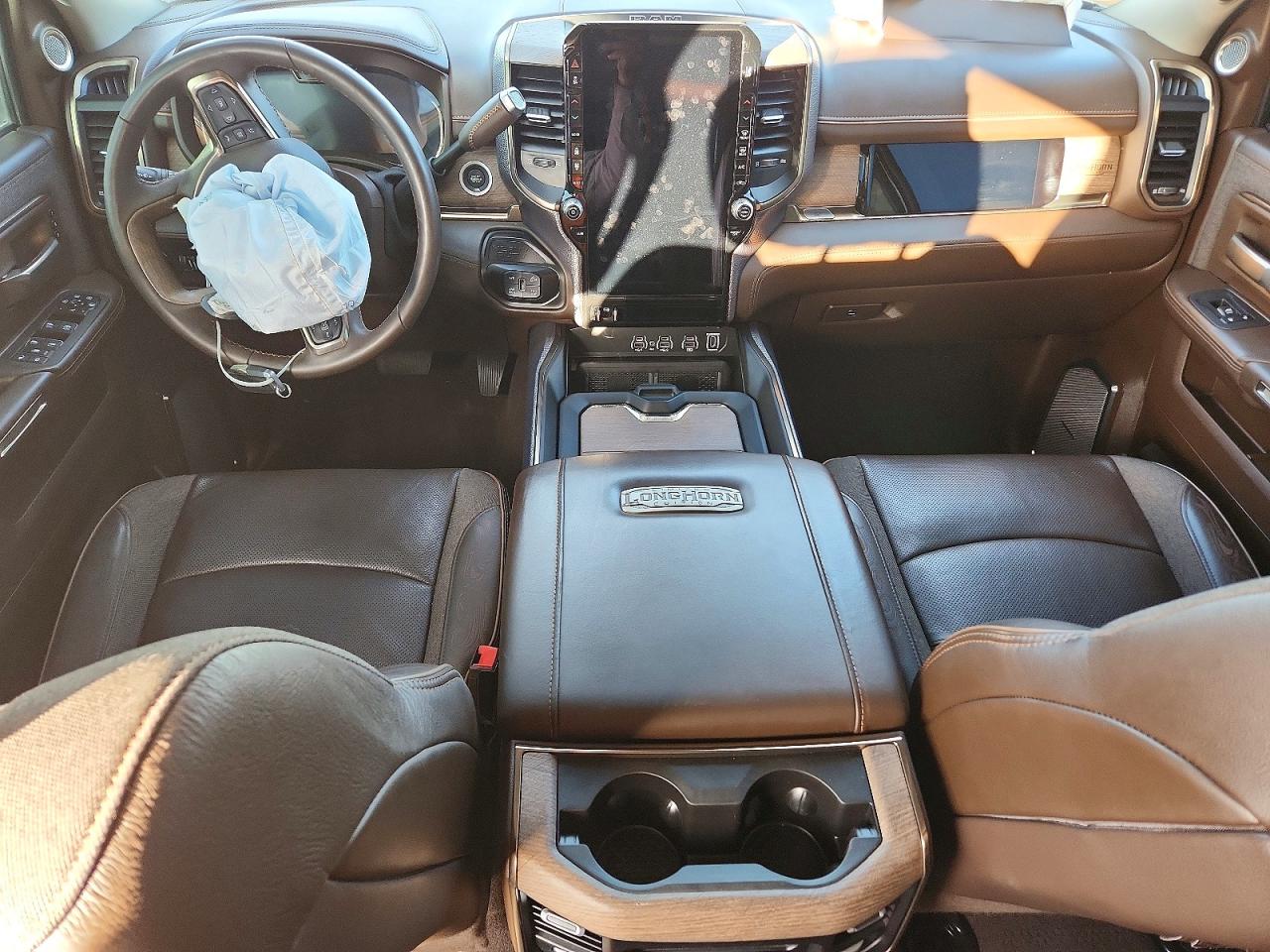 2025 RAM 2500 LIMITED photo 8