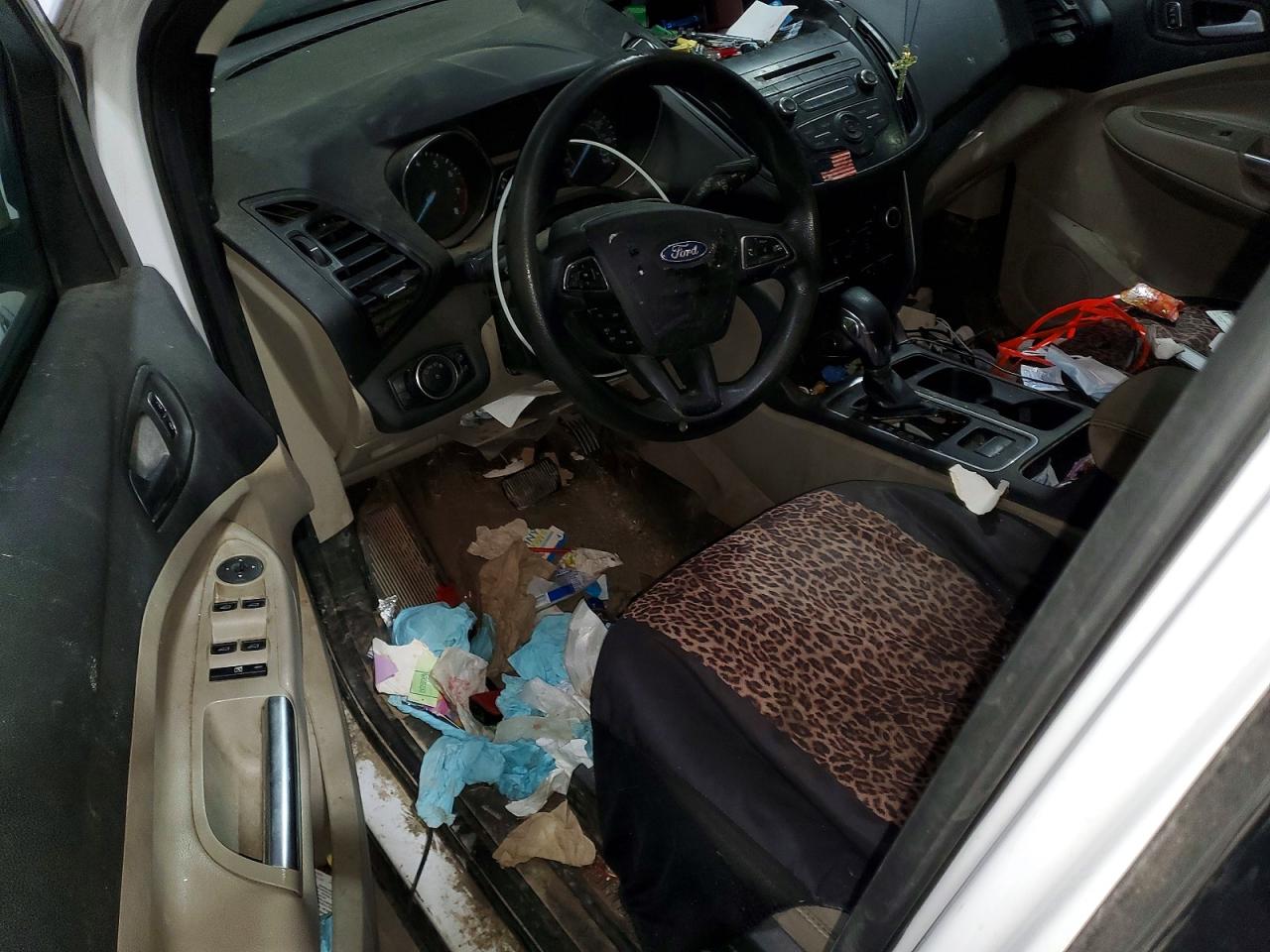2018 FORD ESCAPE SE photo 8