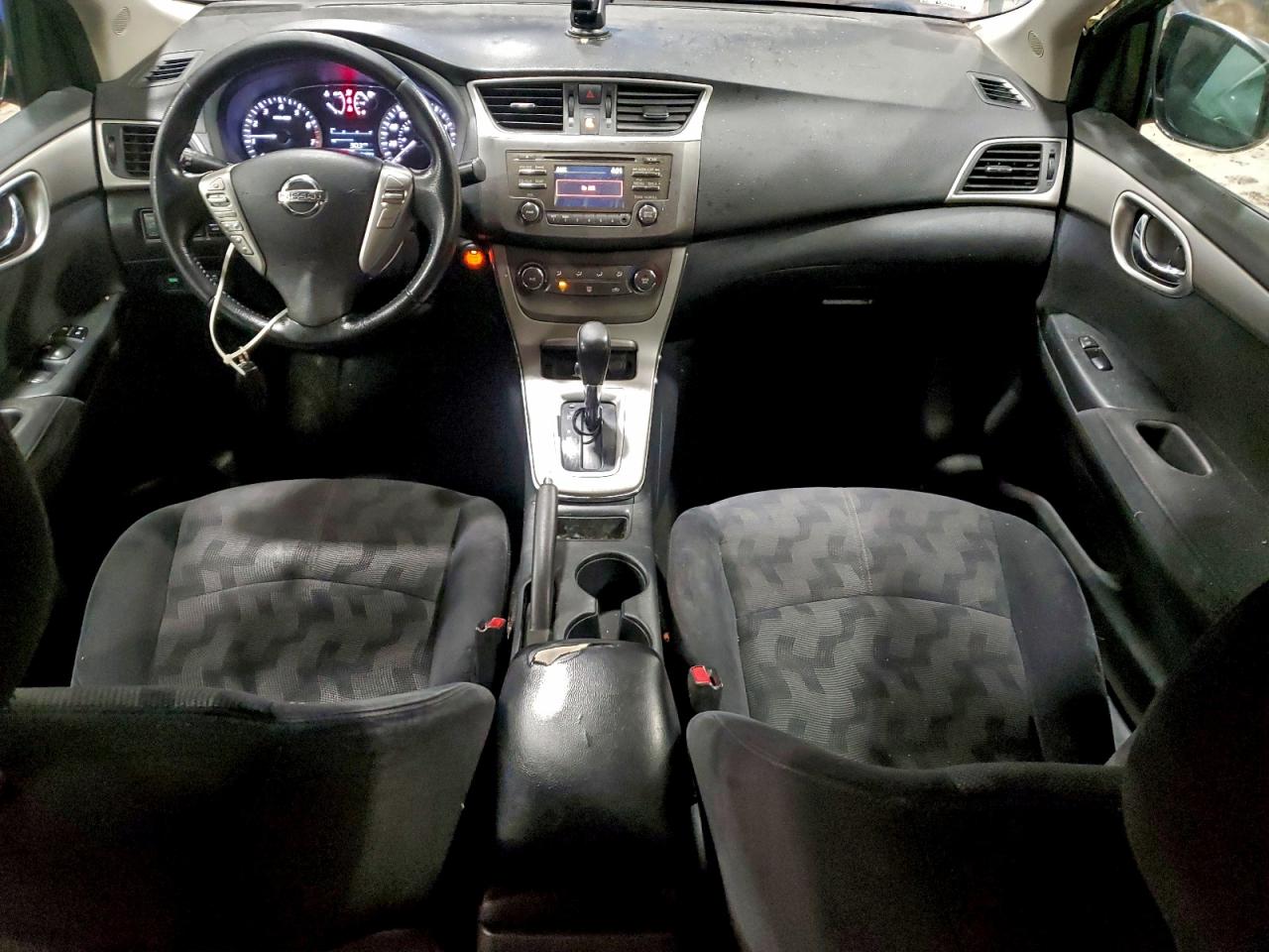 2013 NISSAN SENTRA S photo 8