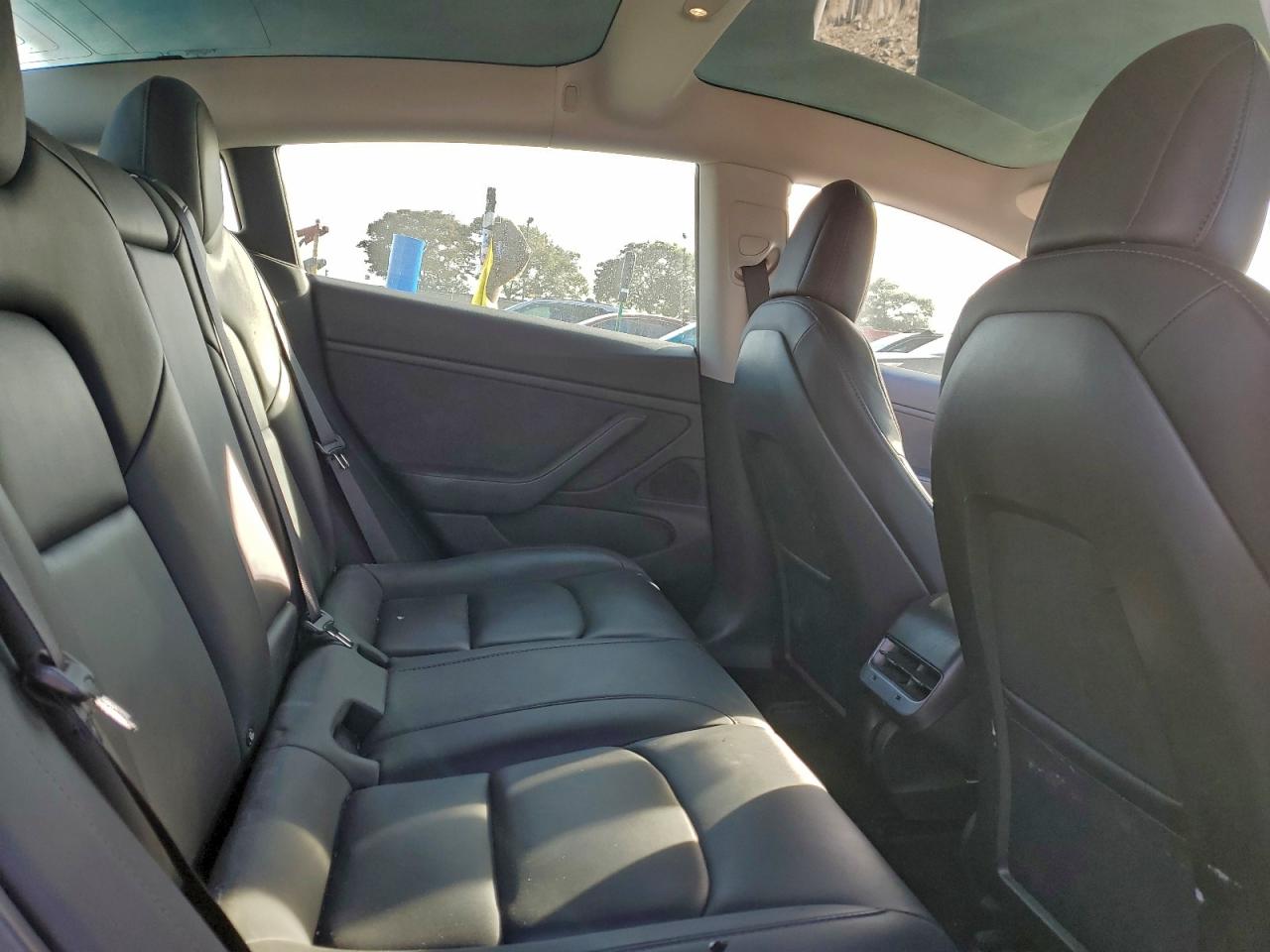 2018 TESLA MODEL 3 photo 10