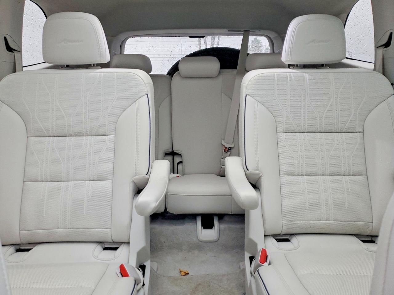 2025 BUICK ENCLAVE AVENIR photo 19