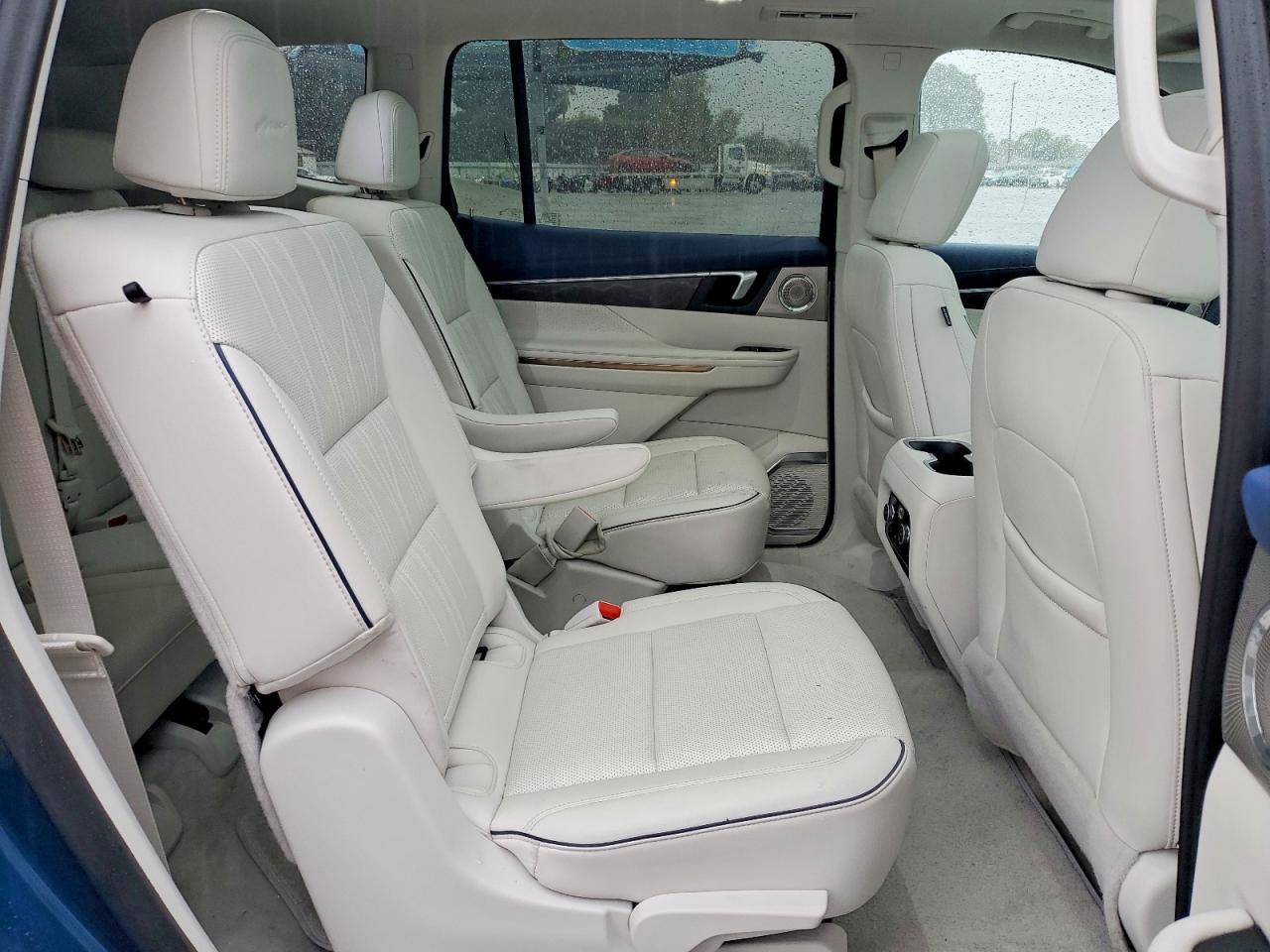 2025 BUICK ENCLAVE AVENIR photo 21