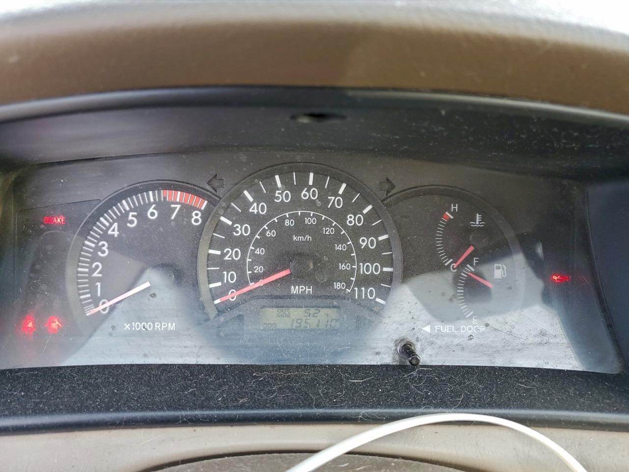 2003 TOYOTA COROLLA CE photo 9