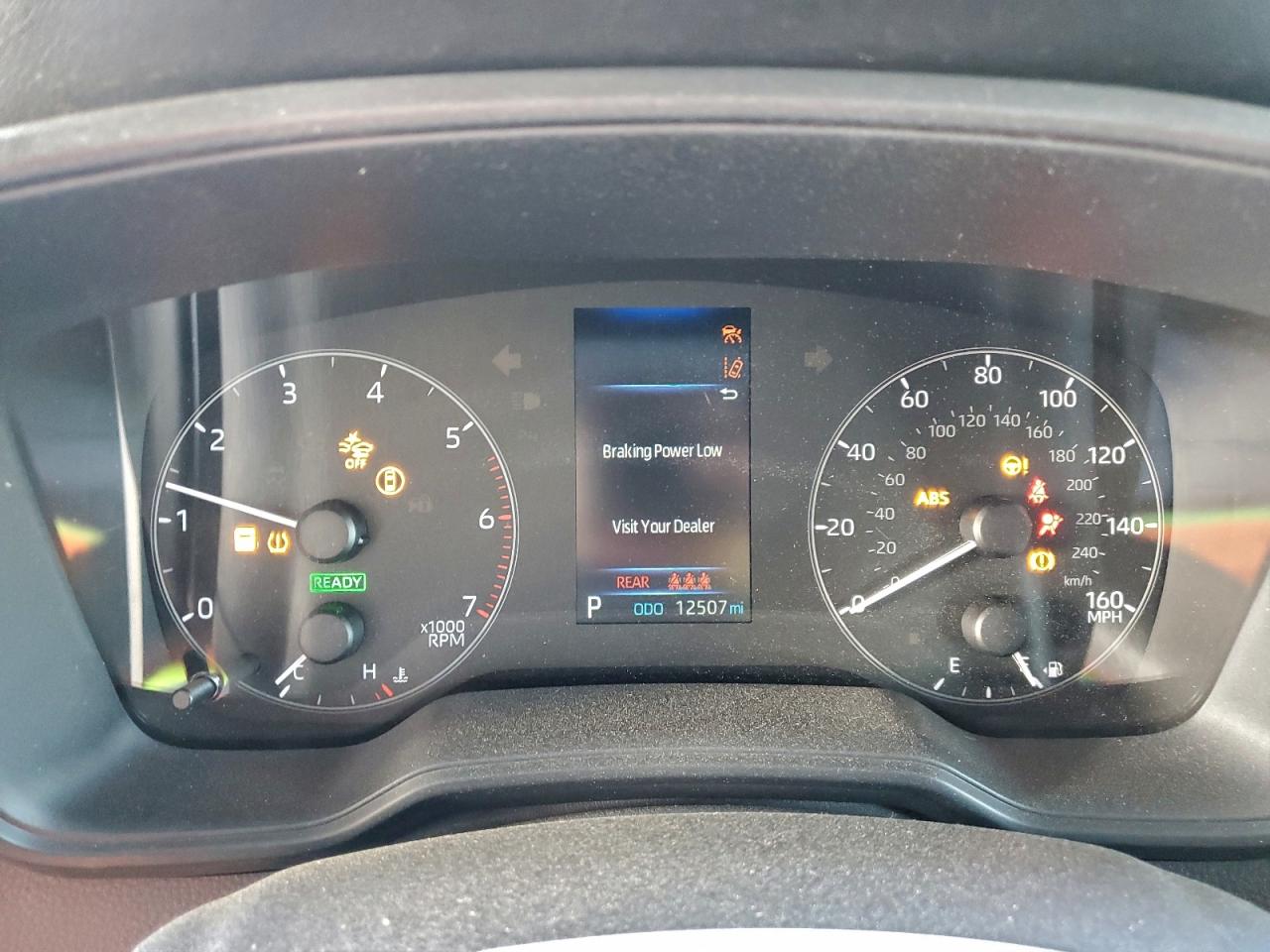 2025 TOYOTA COROLLA LE photo 25