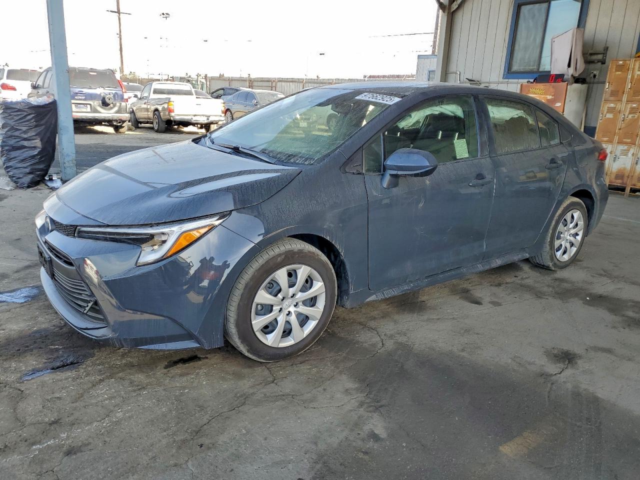 2025 TOYOTA COROLLA