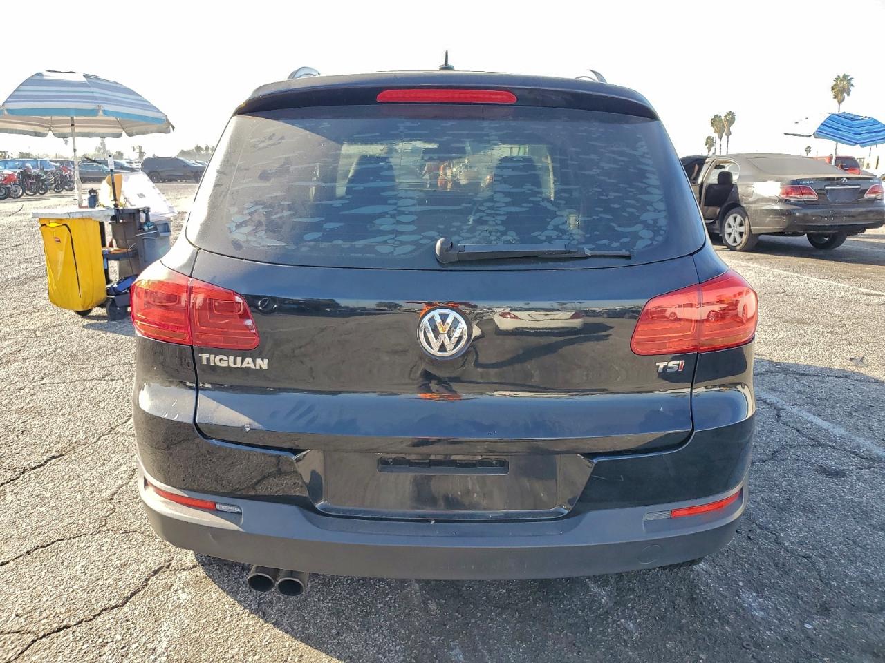 2016 VOLKSWAGEN TIGUAN S photo 6