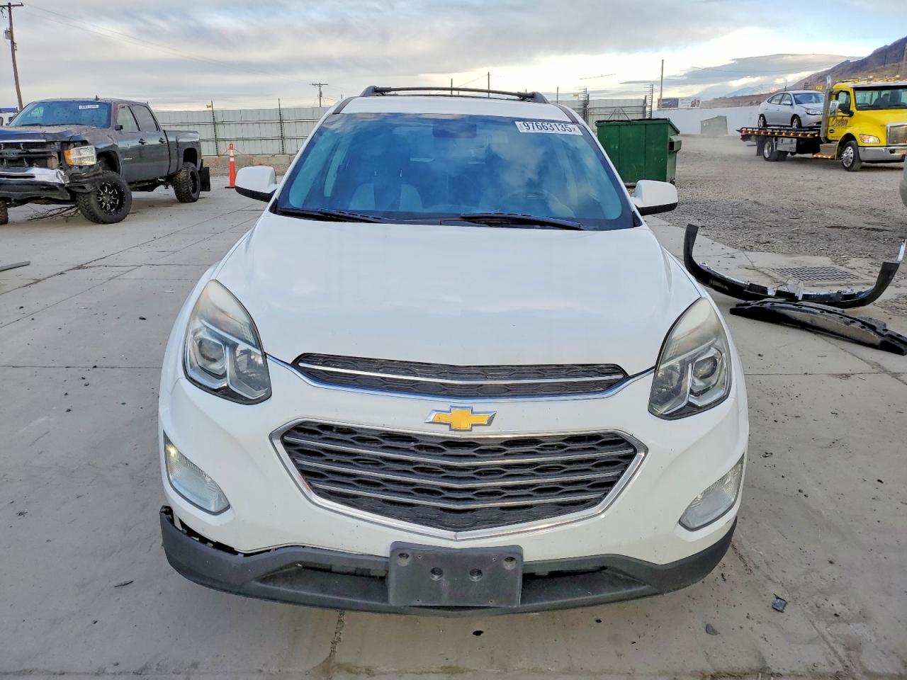 2016 CHEVROLET EQUINOX LT photo 5