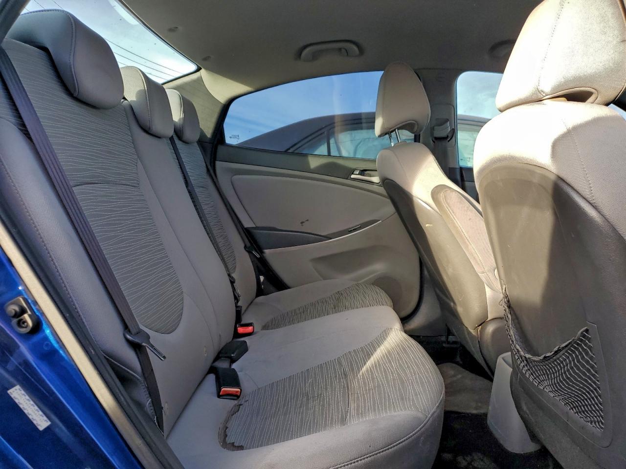 2015 HYUNDAI ACCENT GLS photo 10