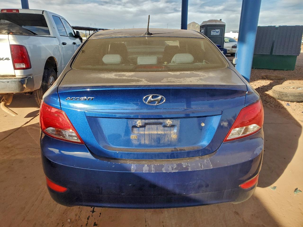 2015 HYUNDAI ACCENT GLS photo 6
