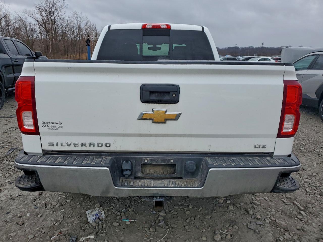 2017 CHEVROLET SILVERADO K1500 LTZ photo 6